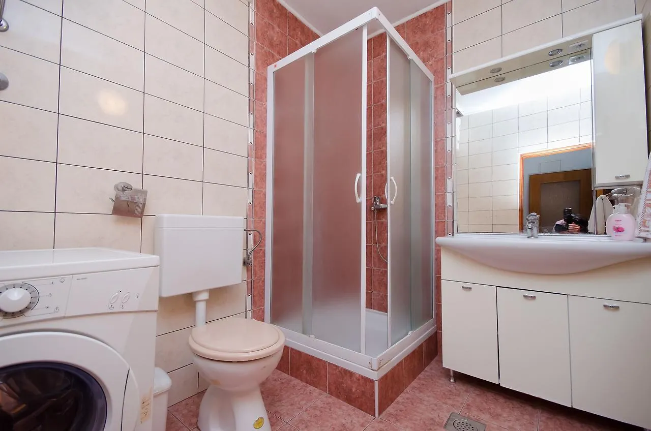 Apartment Marica لوبار 0*,  كرواتيا